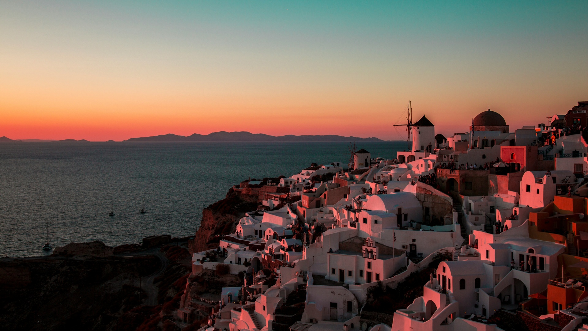 Atardecer sobre las casas blancas de Oia, Santorini